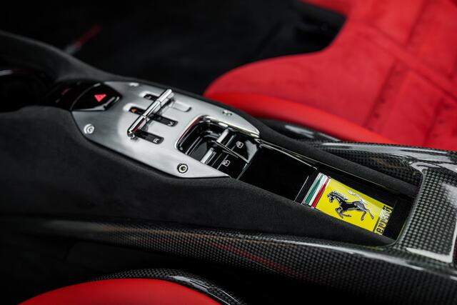 Ferrari SF90 Stradale - Assetto Fiorano - Rosso Corsa - Full Carbon