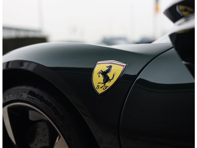 Ferrari SF90 Stradale 4.0 V8 | Atelier - Verde Zeltweg - Extended Fiorano – foto 3