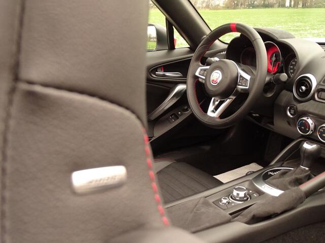 Fiat 124 Spider 1.4 MultiAir Turbo Abarth | Carplay | Uniek netjes | 2e Eig.