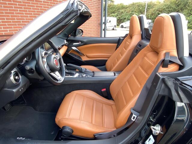 Fiat 124 Spider 1.4 M-AIR T LUSSO AUTOMAAT NAV CRUISE CAMERA PDC LEER XENON LMV