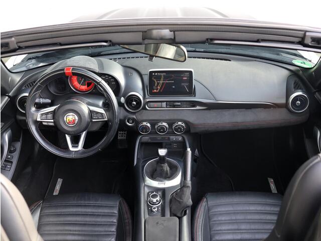 Fiat 124 Spider 1.4 MultiAir Turbo Abarth | Brembo | Stoel verwarming | Navigatie | Keyless entry | Winterbanden