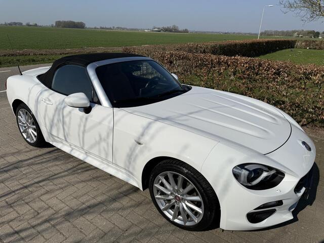 Fiat 124 Spider 1.4 MultiAir Turbo Lusso Bose Stoelverwarming Led koplampen Navigatie