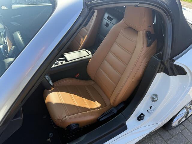 Fiat 124 Spider 1.4 MultiAir Turbo Lusso Bose Stoelverwarming Led koplampen Navigatie