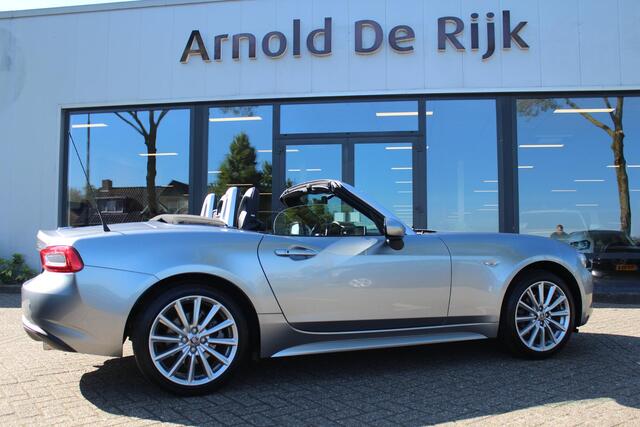 Fiat 124 Spider 1.4 MultiAir Turbo Lusso AUTOMAAT