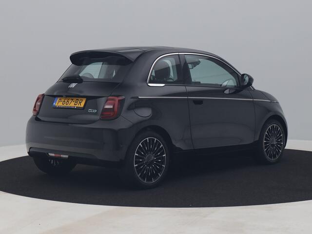 Fiat 500 La Prima 42 kWh | PANO | CAMERA | ADAPTIVE | KEYLESS
