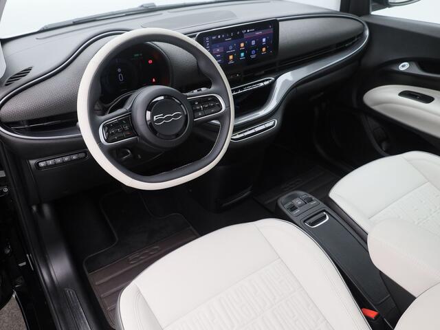 Fiat 500 La Prima 42 kWh | PANO | CAMERA | ADAPTIVE | KEYLESS