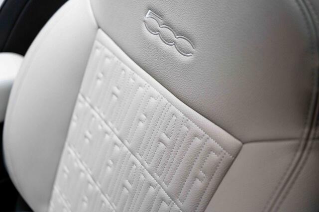 Fiat 500 LA PRIMA 42 KWH, Apple Carplay, Leder, Stoelverw, Camera