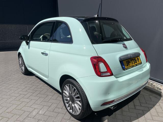 Fiat 500 1.2 Lounge Nieuw bij ons geleverd - Panoramadak - Airco - navigatie - Lederen bekleding - Multifunctioneel stuurwiel - Parkeersensoren achter - Mistlampen - Set winterwielen erbij