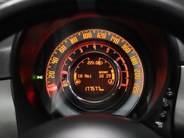 Fiat 500 0.9 TwinAir Turbo Sport [CAMERA, PANORAMADAK, CRUISE CONTROL, MULTIFUNCTIONEEL STUURWIEL, NAVIGATIE, NIEUWSTAAT]