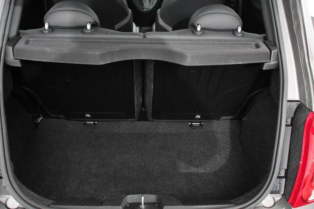 Fiat 500 1.0 Hybrid Sport | Navigatie | Half Lederen Bekleding | Airco | Dab | Cruise Control | Lichtmetalen Velgen | Sportstoelen |