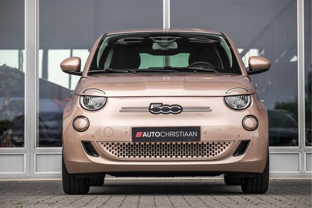 Fiat 500 3+1 42 kWh NIEUW! | Camera | Keyless | Stoelverw.