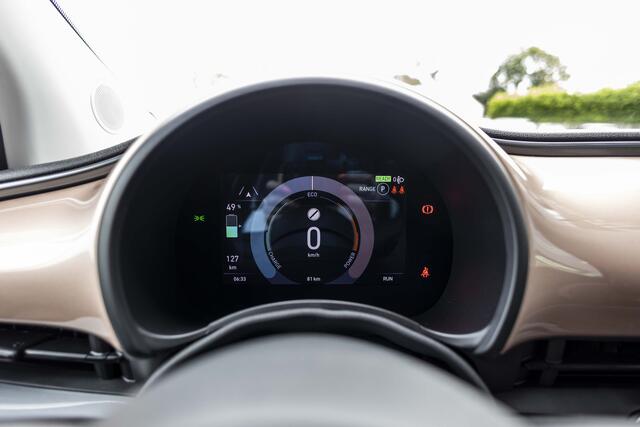Fiat 500 3+1 42 kWh NIEUW! | Camera | Keyless | Stoelverw.