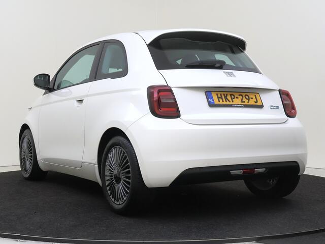 Fiat 500 Icon 42 kWh | Navigatie | Cruise control | Velgen |