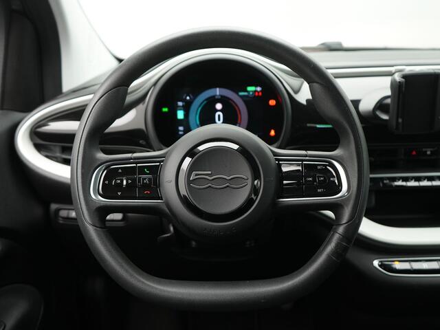 Fiat 500 Action 24 kWh Lage km stand!