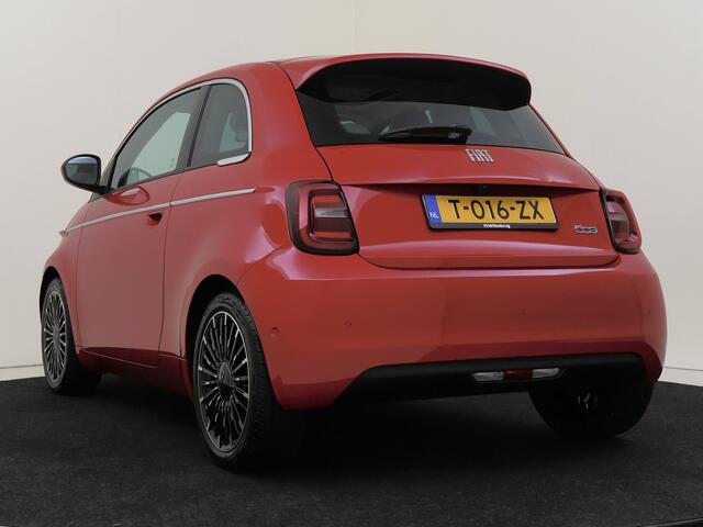 Fiat 500 3+1 La Prima 42 kWh NIEUWE AUTO