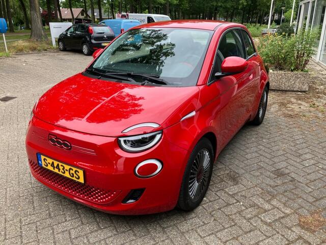 Fiat 500 Red 42 kWh