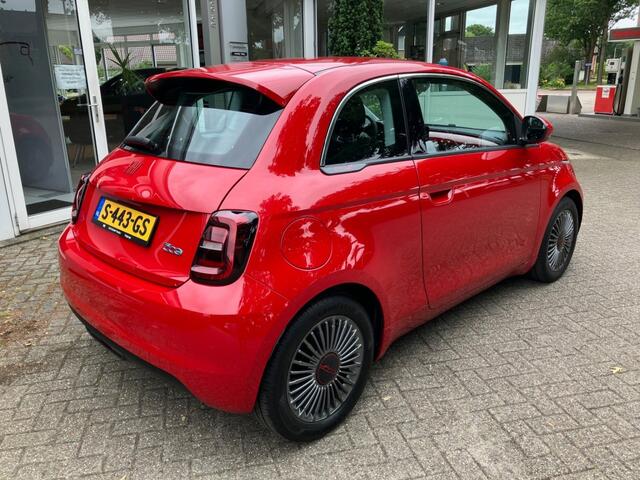 Fiat 500 Red 42 kWh