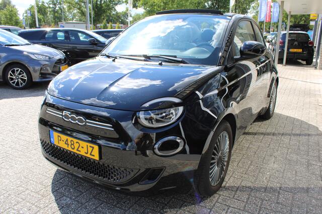 Fiat 500 Cabrio Icon Automaat 42 kWh Navi/Clima/Trekhaak /LMV 16"/Cruise/ NL Auto