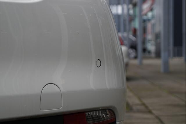 Fiat 500 1.0 Hybrid 70 Cult|15'' lmv|Navi|Android / Apple Carplay|PDC