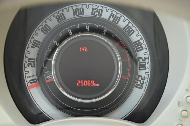 Fiat 500 1.0 Hybrid Lounge Airco/Apple Carplay/Android Auto/lichtmetalen velgen 15"