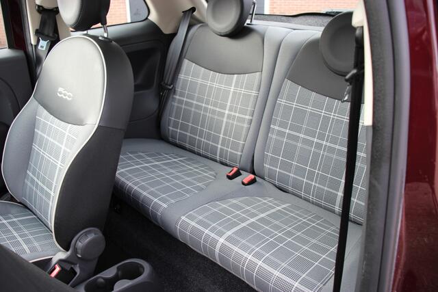 Fiat 500 1.2 Lounge | Navi | Parkeersensoren | Clima | Panodak |