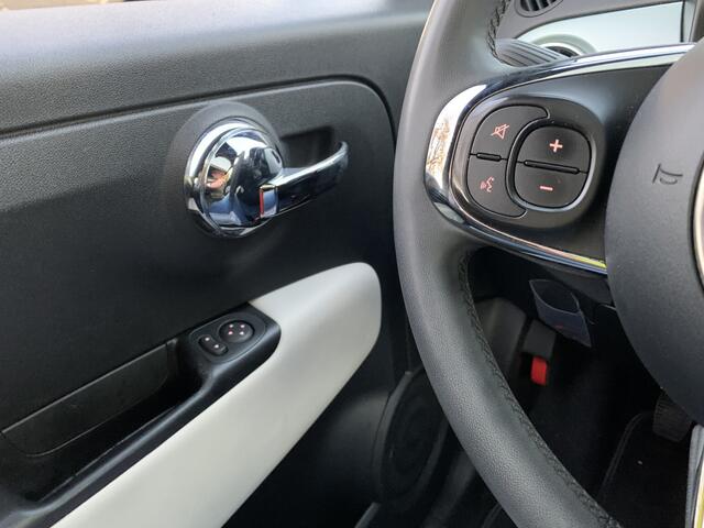 Fiat 500 1.0 Hybrid Dolcevita, Pack Style & Sky