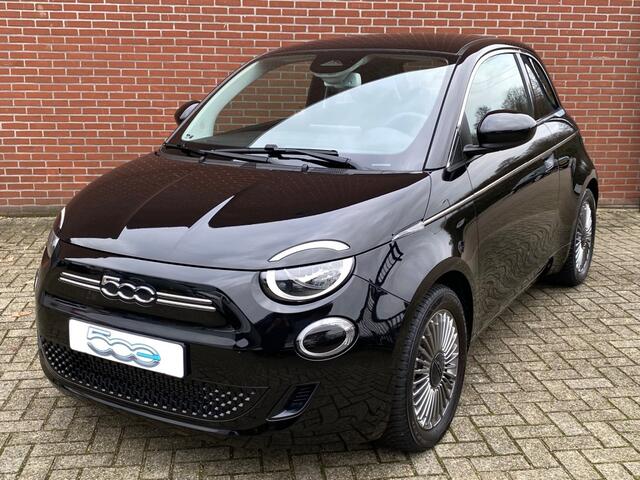Fiat 500 42 KWH CARPLAY CRUISE CLIMA DAB LICHTMETALEN VELGEN