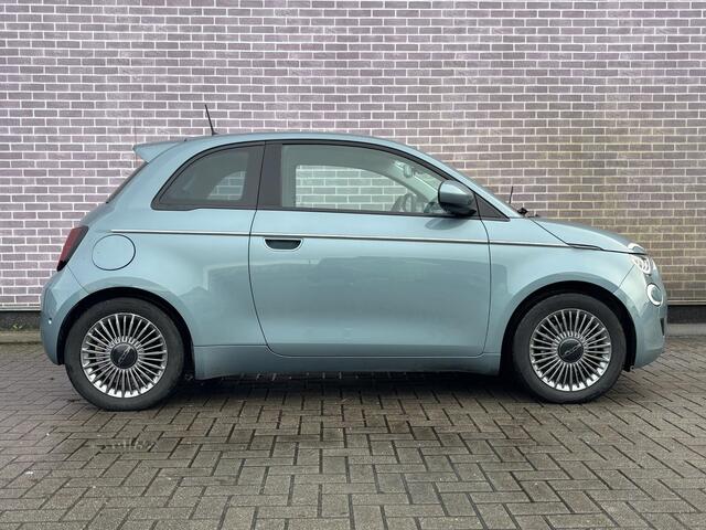 Fiat 500 Icon 42 kWh keyless entry | Apple Carplay/Android Auto | navigatiesysteem full map | Achteruitrij camera | auto climate control |