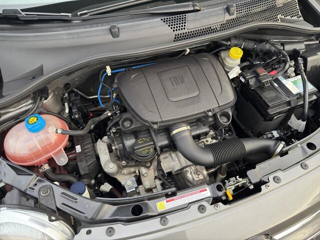 Fiat 500 1.0 Hybrid Dolcevita 2021 GRIJS Panoramadak | Display | Benzine