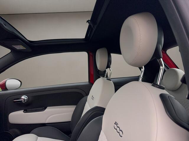 Fiat 500 1.0 Hybrid Dolcevita 2023 ROOD | Panoramadak | Apple CarPlay
