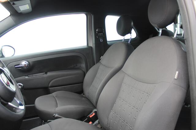 Fiat 500 1.0 Hybrid Apple carplay/ Android auto l 15" velgen l Airco l Cruise control