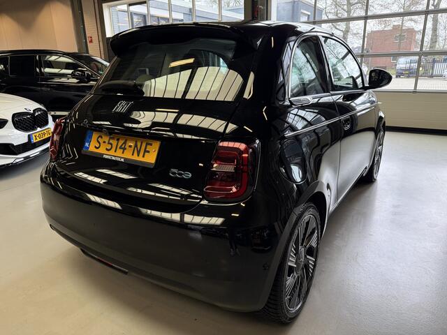 Fiat 500 La Prima 42 kWh ACC, Camera, Carplay, Navi