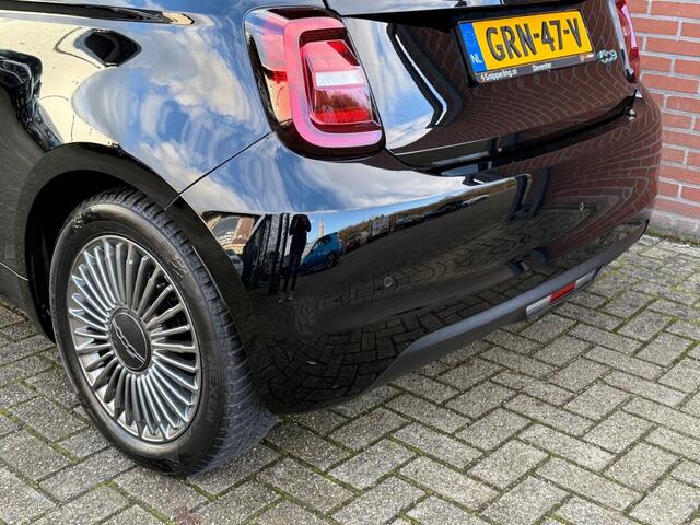 Fiat 500 ICON 42 KWH CARPLAY CRUISE NAVI PDC LMV LED