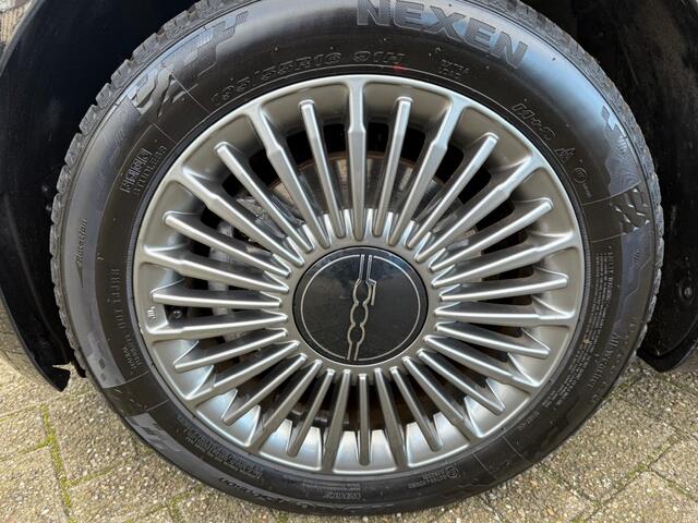 Fiat 500 ICON 42 KWH CARPLAY CRUISE NAVI PDC LMV LED