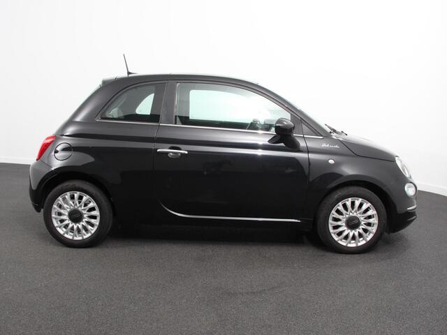 Fiat 500 1.0 Hybrid Dolcevita | Panorama dak | Parkeer sensoren achter | Cruise control | Climate control | Apple Carplay / Android auto | Climate control