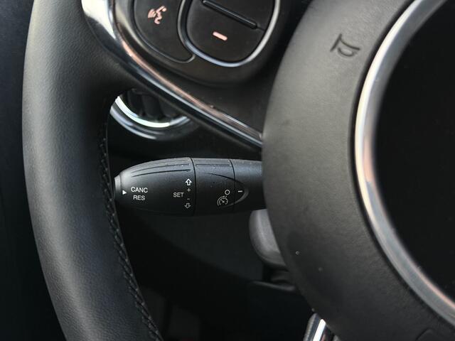 Fiat 500 1.0 Hybrid Pop | Bluetooth | Airco | Cruise Control | DAB | Als Nieuw! | RIJKLAARPRIJS INCL 12 MAANDEN GARANTIE EN BEURT