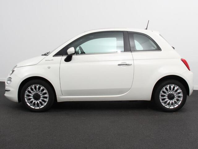 Fiat 500 1.0 Hybrid Dolcevita | Parkeersensor achter | Climate control | Radio | Panoramadak | Cruise control