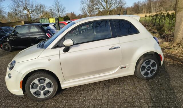 Fiat 500 E-2018- Camera - 24KW -Winter Sale Korting
