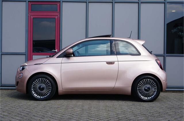 Fiat 500 Icon 42kWh SOH 92% Panorama