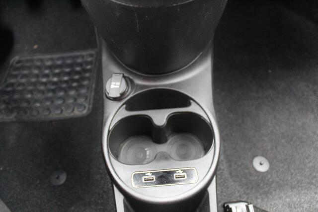 Fiat 500 1.0 Hybrid Apple carplay/ Android auto l Cruise control