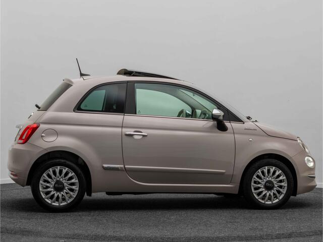 Fiat 500 1.0 Hybrid Dolcevita Panoramadak, Cruise, Apple Carplay, PDC, 15"