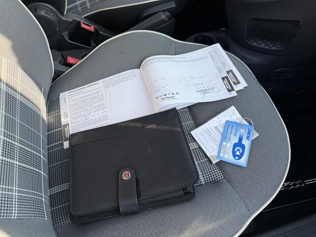 Fiat 500 0.9 TwinAir Turbo Lounge Panorama/Clima/LMV/PDC/DAB