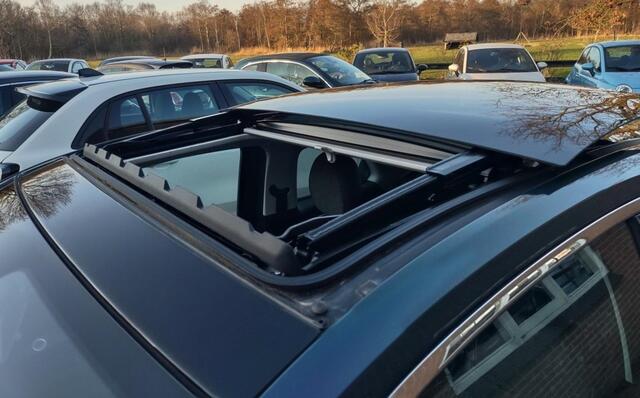 Fiat 500 E-2023 -42KW- Snelladen- Schuifkanteldak-meer....