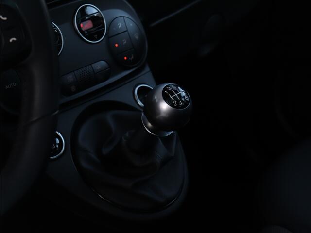 Fiat 500 TwinAir Turbo 85 PK Sport | Navi | Carplay | "matt groen" | 15"