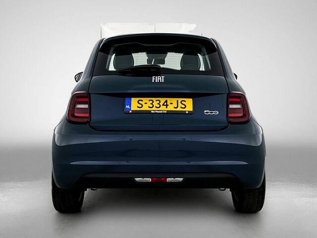 Fiat 500 Icon 42 kWh | Climate Control / ECC | Licht metalen velgen 16 inch | Cruise control | Navigatie |