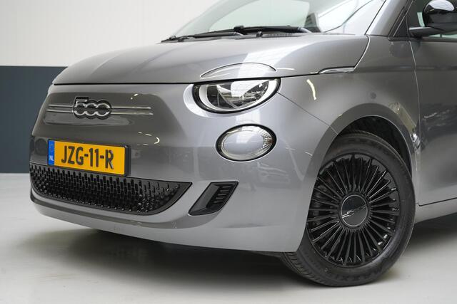 Fiat 500 Icon 42 kWh | Navigatie | Cruise control | Climate control | Lm velgen