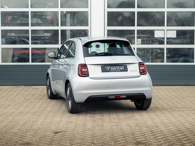 Fiat 500 Hybrid Torino Launch Edition | Clima | Carplay | PDC | Priv Glass | Celestial Blue