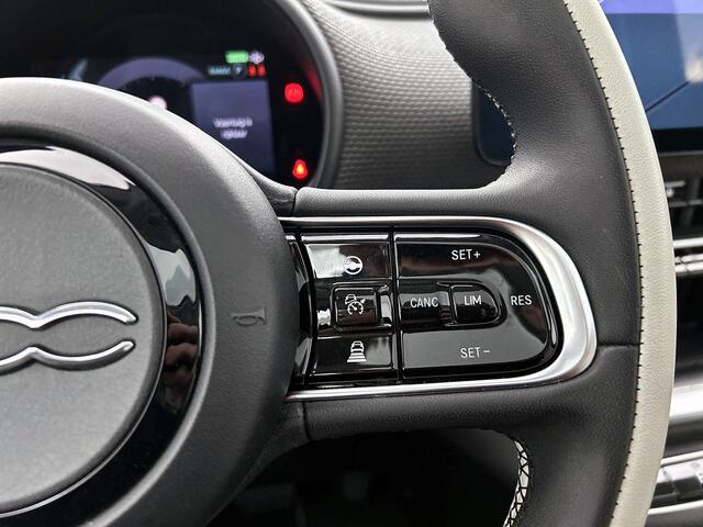 Fiat 500 La Prima 42 kWh | airco automatisch | Apple Carplay/Android | cruise control adaptief met Stop&Go en stuurhulp | lederen bekleding | lichtmetalen velgen 17" | navigatiesysteem full map | panoramadak |
