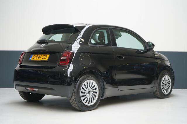 Fiat 500 Urban 42 kWh | Cruise control | Climate control | Apple Carplay |