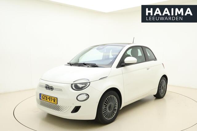 Fiat 500 Icon 42 kWh | Werinig kilometers | Climate control | Navigatie | Keyless | Camera | Panoramadak | Parkeersensoren voor en achter